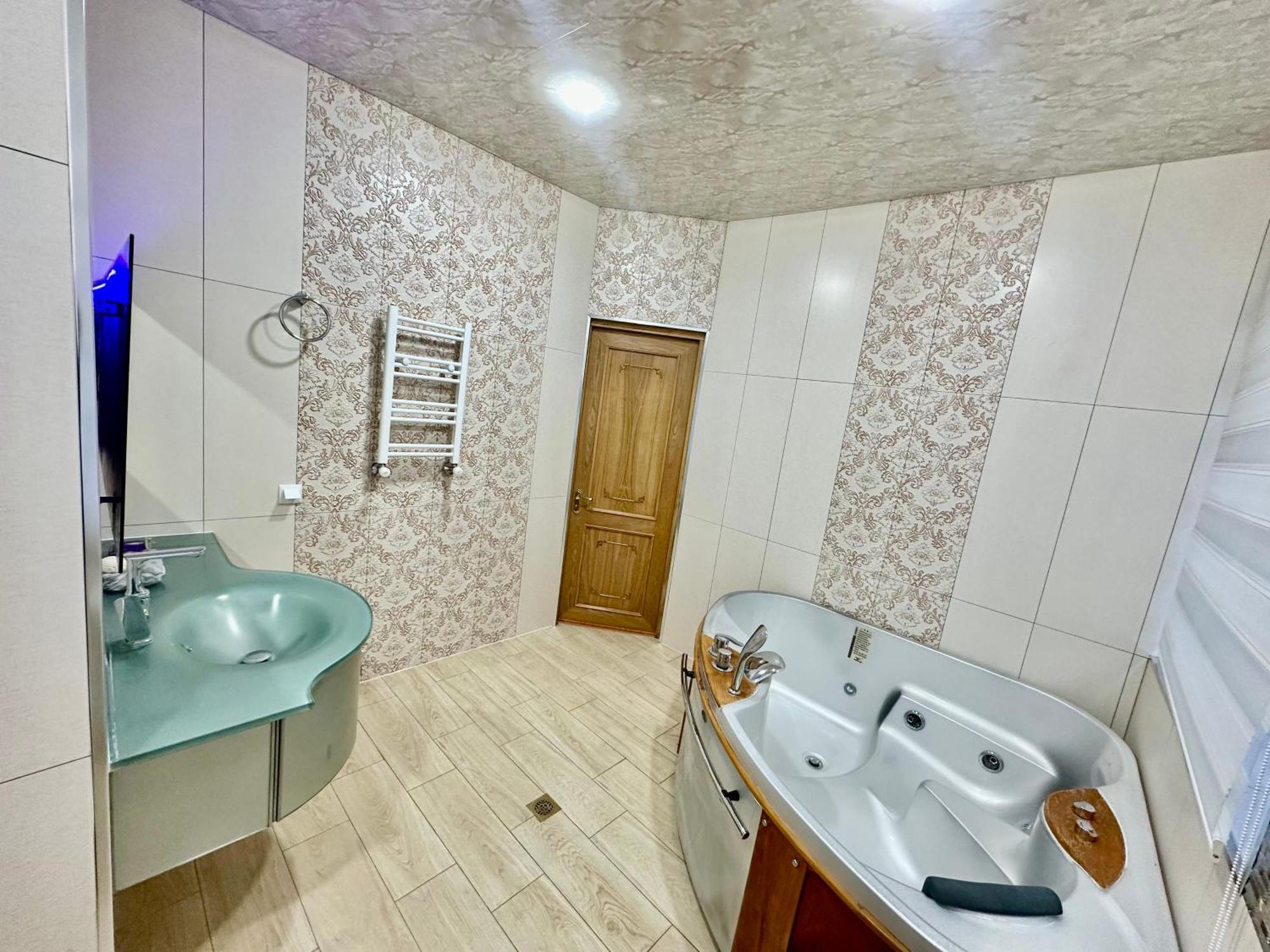 Tadevosyan Guest House Bjni ภายนอก รูปภาพ
