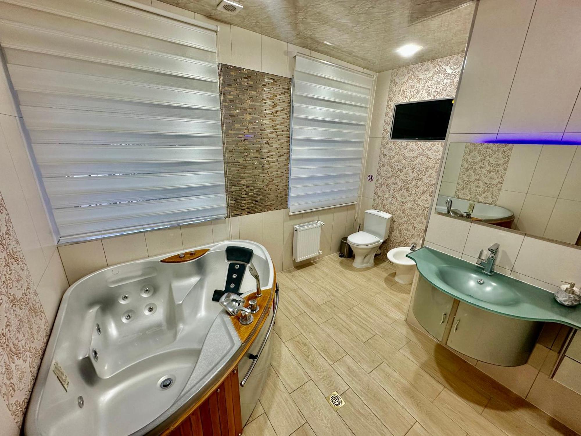 Tadevosyan Guest House Bjni ภายนอก รูปภาพ