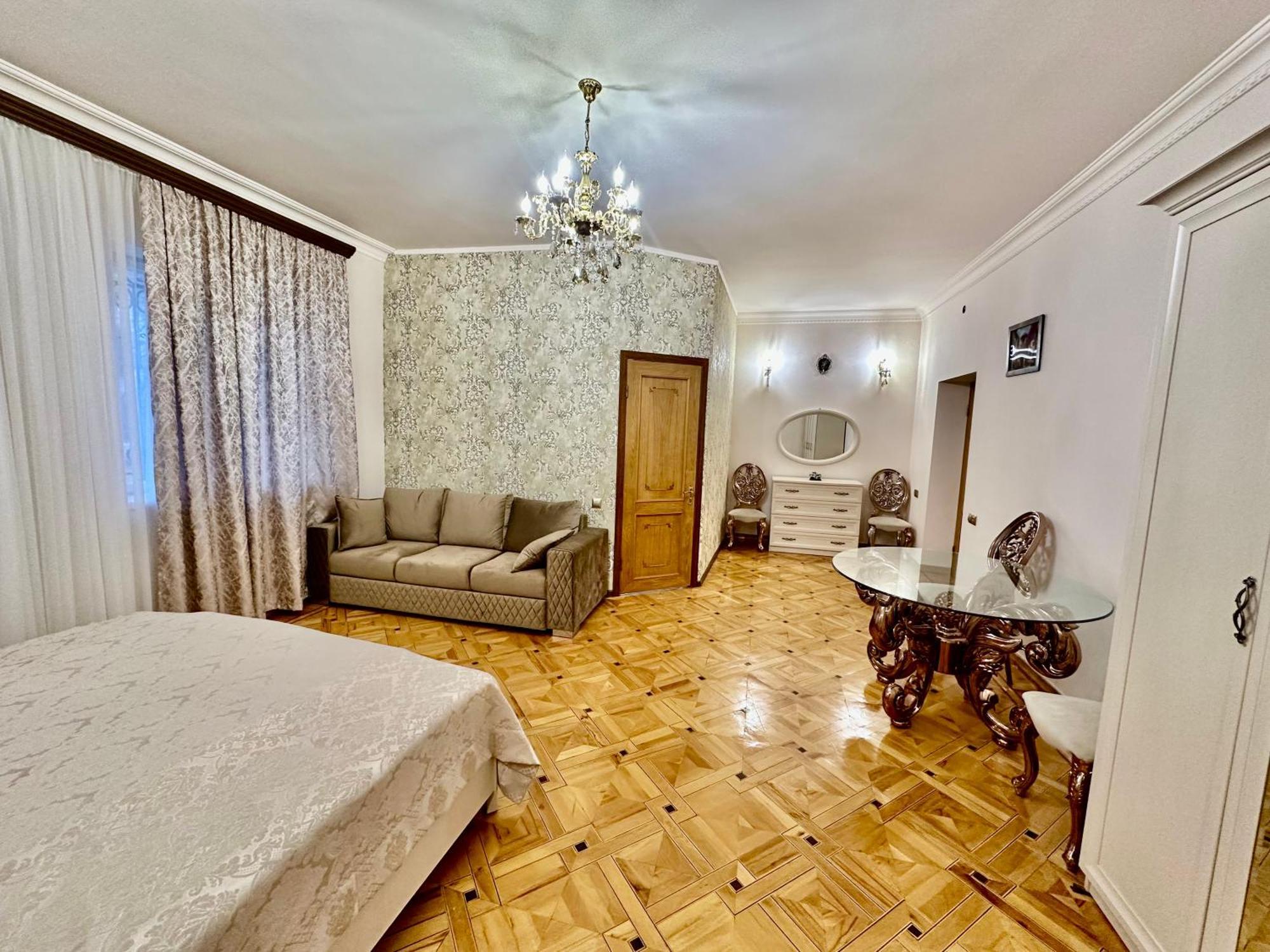 Tadevosyan Guest House Bjni ภายนอก รูปภาพ