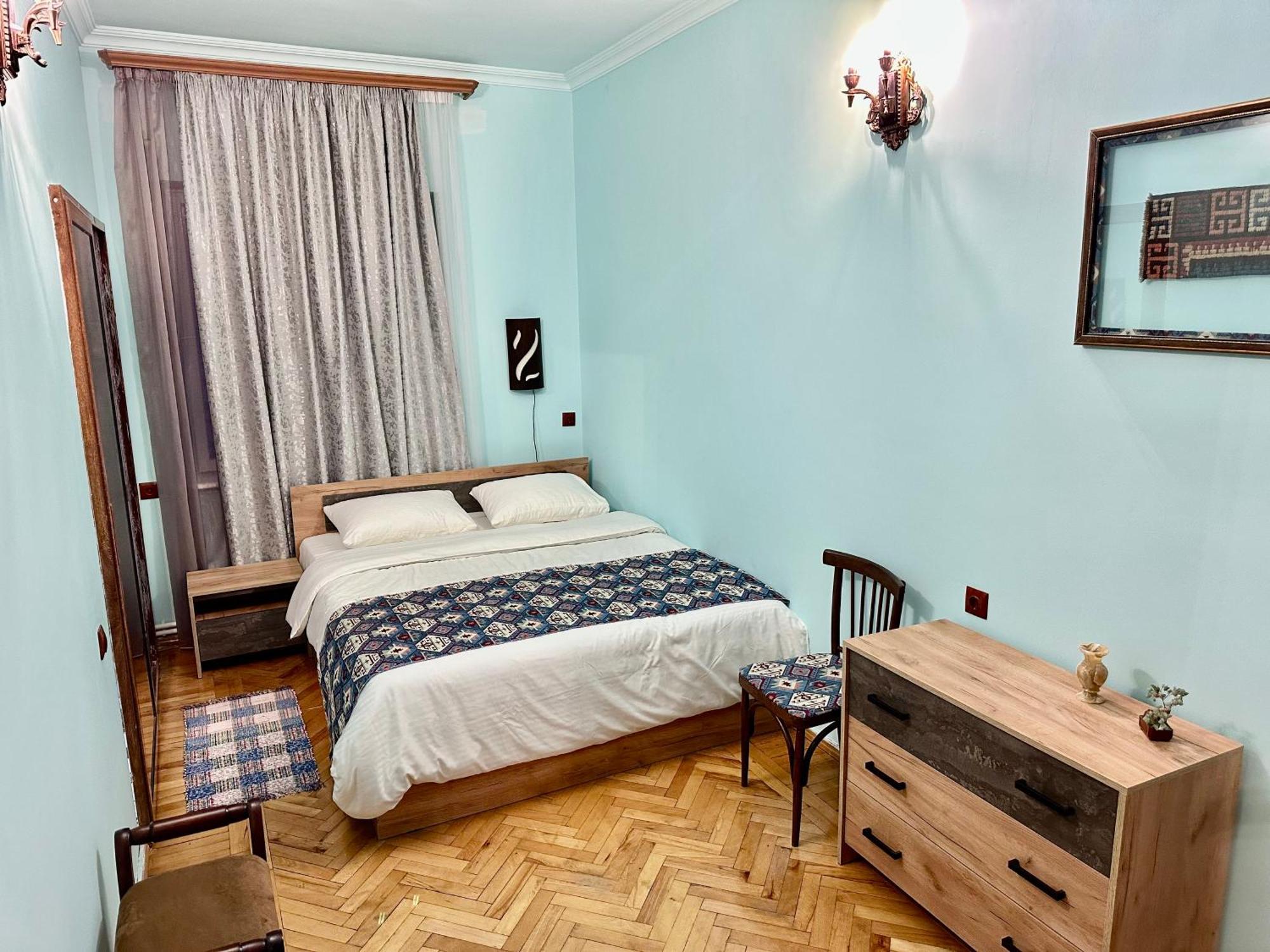 Tadevosyan Guest House Bjni ภายนอก รูปภาพ